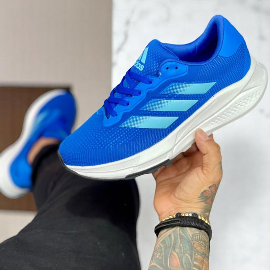 ultraliviano Supernova adidas caballero