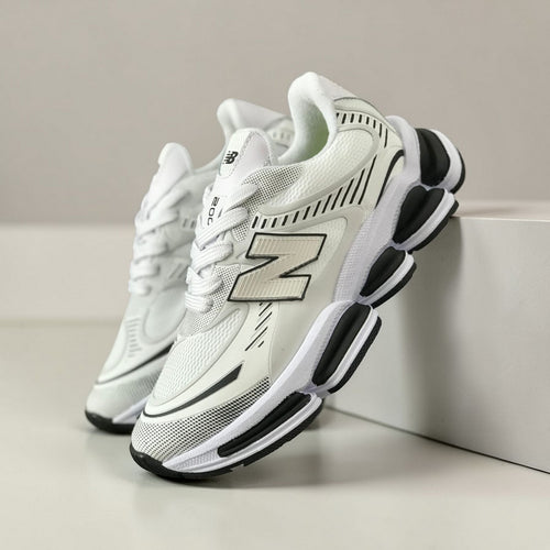 New Balance 2000