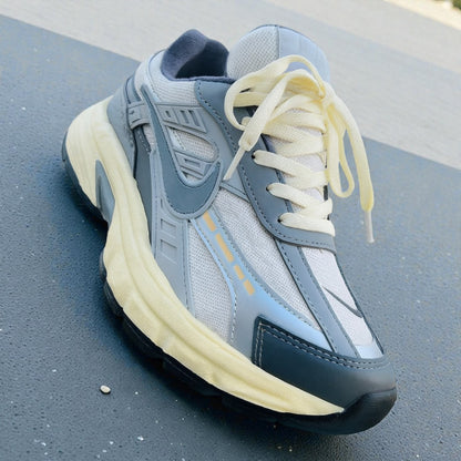 Nike Initiator